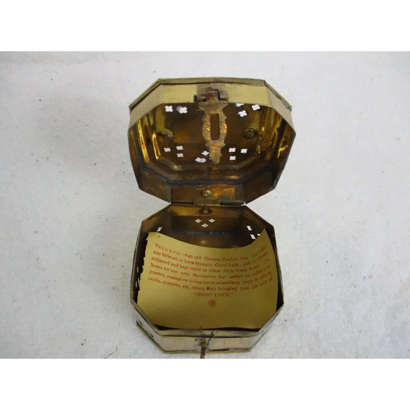 Cricket Box Good Luck‎ Trinkets Jewels Secrets Crickets Brass Keepsake box - Picture 8 of 9